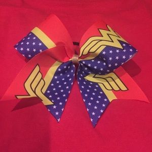 Jumbo Wonder Woman Bow